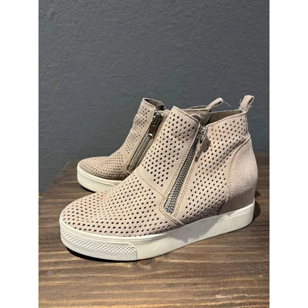 Steve Madden WEDGIE-P Perforated Wedge Sneakers 7.5